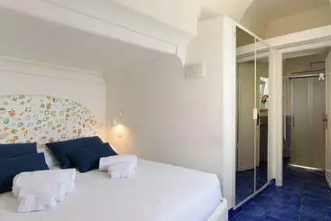 Pension Dimore De Luca Sea View