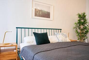 관광객 아파트 Renovated & Cozy   Close To Museumsquartier