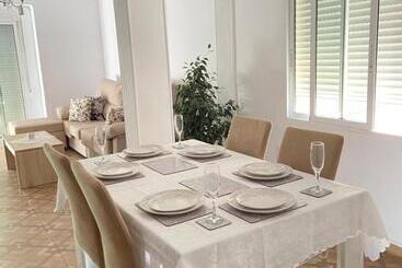 آپارتمانهای توریستها Almudafer