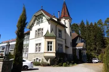 ツーリストアパートメント Ferienwohnung Im Schlösschen