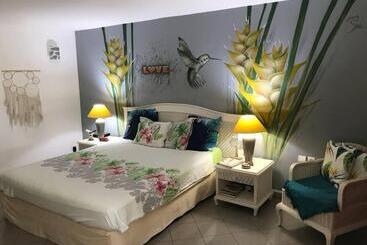 Turist apartmanları Studio Jardin & Mer