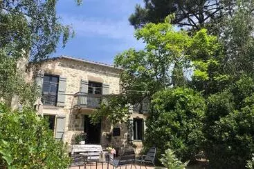 ツーリストアパートメント Val Du Lys