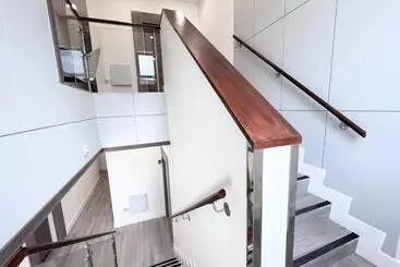 آپارتمان‌های توریست‌ها Omega Inn