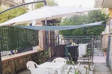 تختخواب و صبحانه Home Josèphine