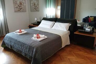 Panzió Alloro Sul Treno   Affitti Brevi Italia