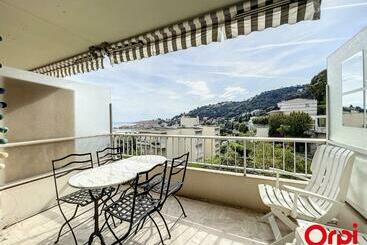 Apartamente turistice Appartement à Menton Avec Piscine, Climatisation Et Wi Fi Fr 1 647 39