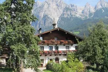 Dom wiejski Bio Bauernhof Rettenbachgut