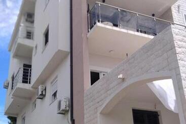 Turistlägenheter Jasmin