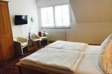 Majatalo Gästehaus Sebastiani