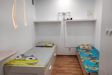 آپارتمان‌های توریست‌ها 2 комнатная квартира