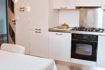 Apartamenty turystyczne Villa Sarah