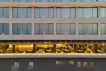 Hotel The Park Indore