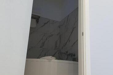 تختخواب و صبحانه Luxury 2.0