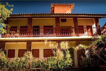 ユースホステル Pousada Verdes Encantos