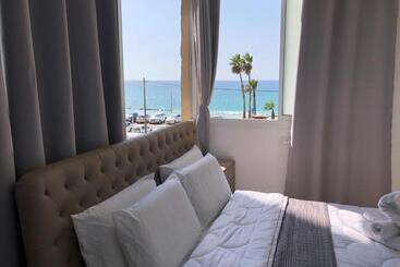 Hotelli Room Service