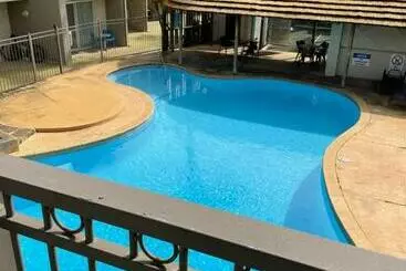 リゾートホテル Tranquility At Mandurah Apartments