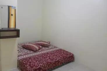 Ostello Penginapan Karanglaut Santolo