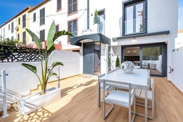 آپارتمانهای توریستها Medusa Luxury Marina