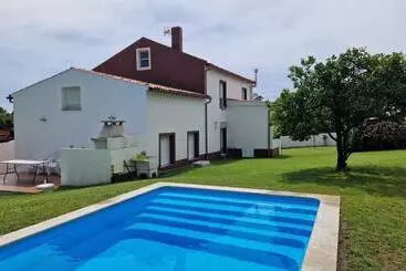 ツーリストアパートメント Villa Carneira