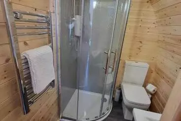 Turistihuoneistot Caledonian Pod. In Caol, Fort William