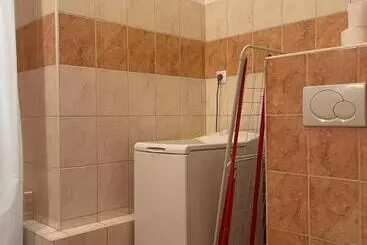 آپارتمان‌های توریست‌ها Tiffany Apartment In The City Center