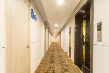 Hanting Hotel Suzhou Guanqian Street
