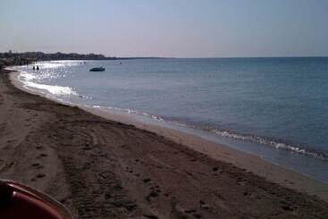 Отель Villaggio Resort Arco Del Saracino