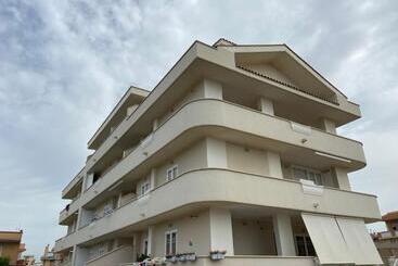 Turistlejligheder Agm Suite   Rome Airport Fco   Fiumicino Mare