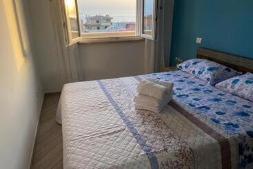 ツーリストアパートメント Agm Suite   Rome Airport Fco   Fiumicino Mare