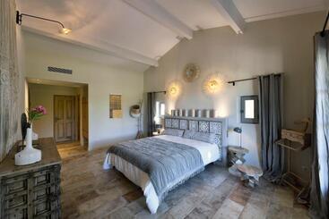 تختخواب و صبحانه Mas Du Couvin, Maison D Hôtes En Camargue