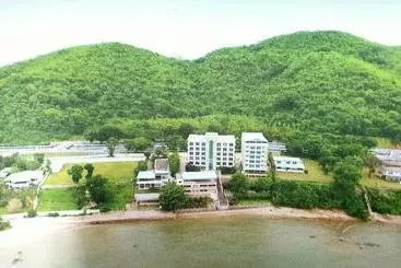 Hotel โรงแรม ชาโตว์วิสต้า