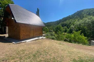 آپارتمان‌های توریست‌ها Apartman Lenka