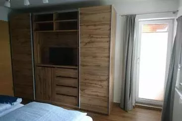 ツーリストアパートメント Appartment Lechner