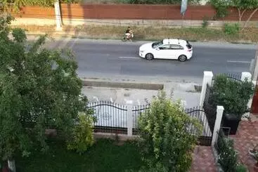 Pensiunea Cireșul Alb