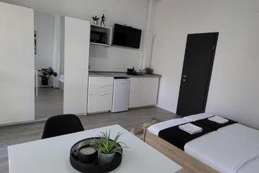 관광객 아파트 Balance 7