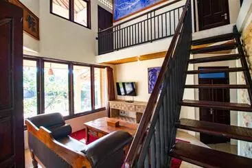 Hotel Oyo 3836 Vedanta Villa