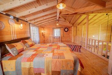 דירות לתיירים Peaceful House With Patio And Backyard In Kayakoy Fethiye