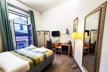 Majatalo Materia Relais