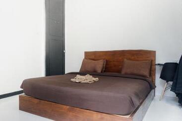 Pension (Hôtel basse catégorie) Escotel Jalak