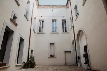 Retkeilymaja Dimora Pardo