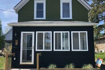 Turista apartmanok Hill Street Hangout