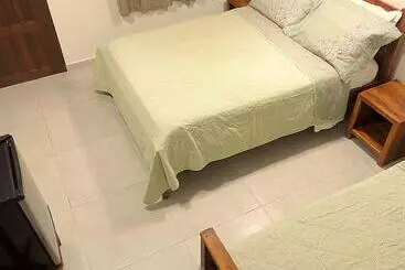 ペンション Recanto Abayomi