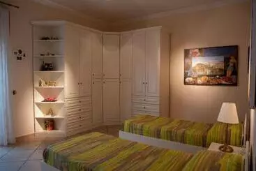 ペンション Solimena House