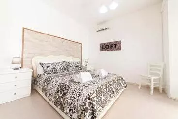 هتل آپارتمان Ortigia Terrace Sea View