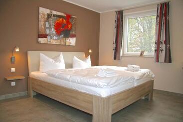 관광객 아파트 Ferienhaus Villa Foresta