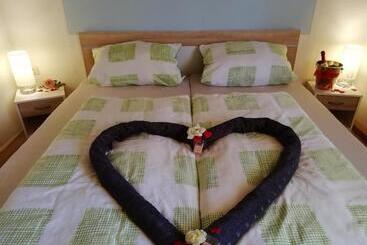 관광객 아파트 Ferienwohnung Nico