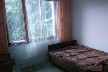 Pensjonat вилна зона златни пясъци, спирка ален мак