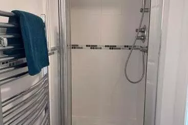 Turistihuoneistot The Meadow, River View Apartment