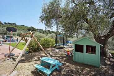 Apartamenty turystyczne Casale Filiberto Golfo