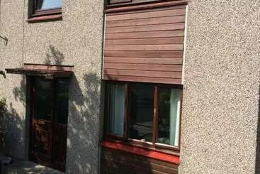 پانسیون Invermac House